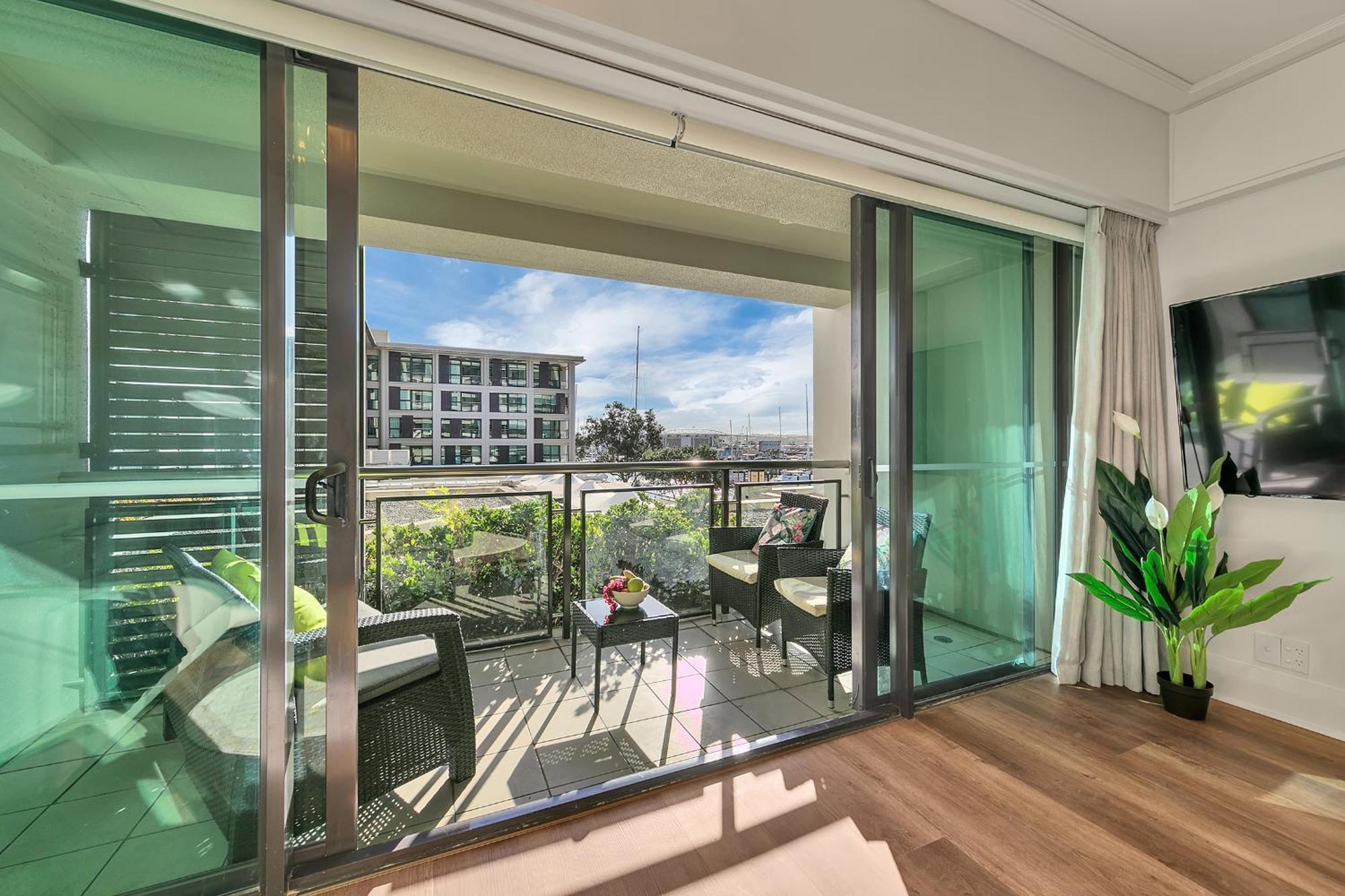 The Charming Cracker! Apartment Auckland Bagian luar foto